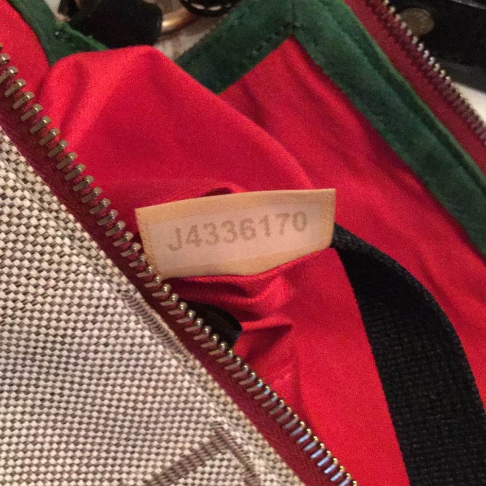 Handbag - Picture 2 of 8